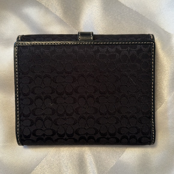 Black Coach Wallet - Good condition - Picture 9 of 14